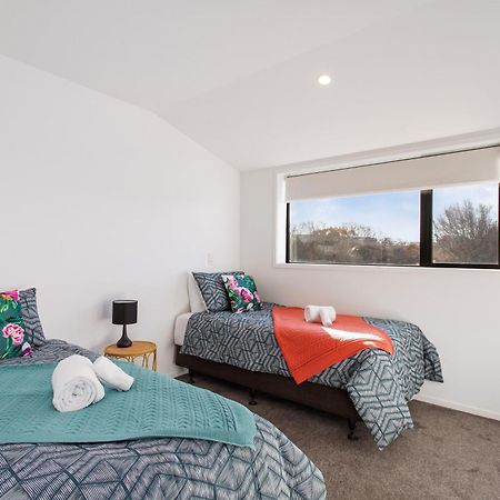 Penthouse Apartment Scenic Views-Spacious 2Br Christchurch Extérieur photo